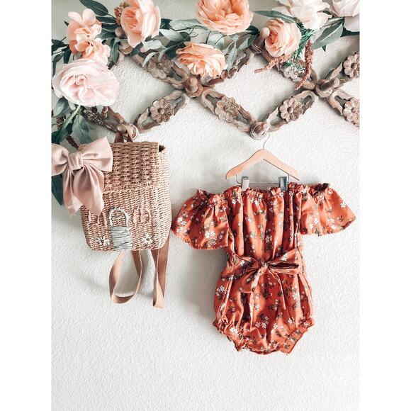 New Darling Floaty Floral Off Shoulder Romper Playsuit 18-24mths - Picture 2 of 4